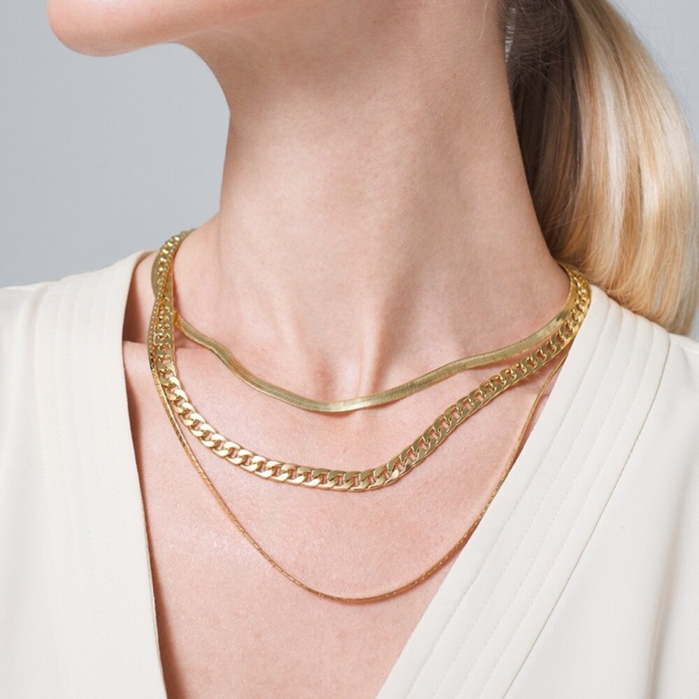 New WHBM Gold MULTI-STRAND NECKLACE - Picture 3 of 3